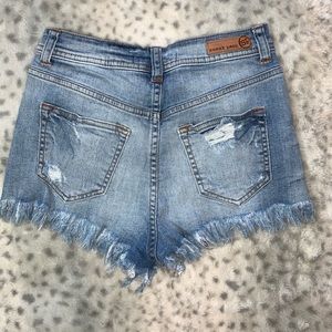 Sneak Peak jean shorts deconstruction